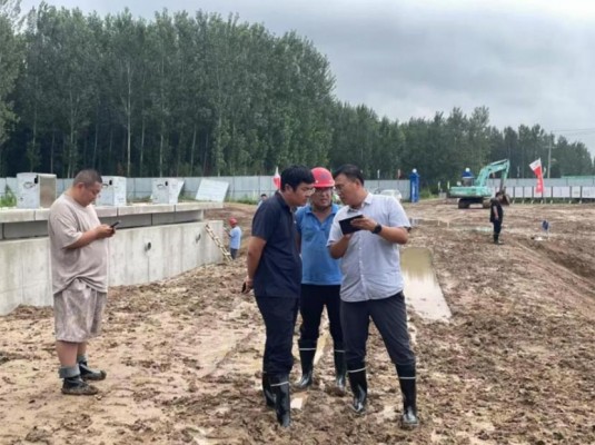 闻“汛”而动！欧亚国际集团昼夜酣战泃河抢险一线